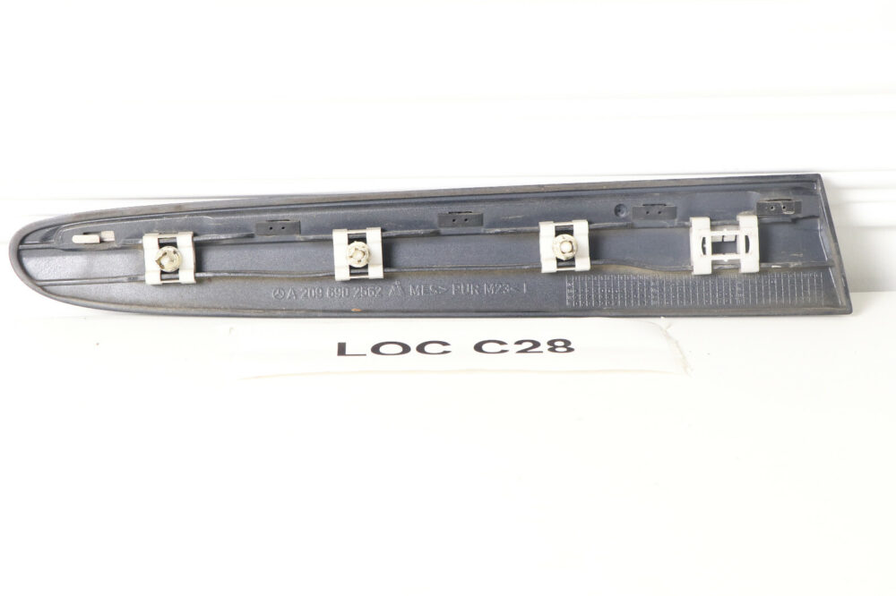 03-09 Mercedes W209 Clk-class Rear Left Quarter Exterior Trim Molding Gray OEM
