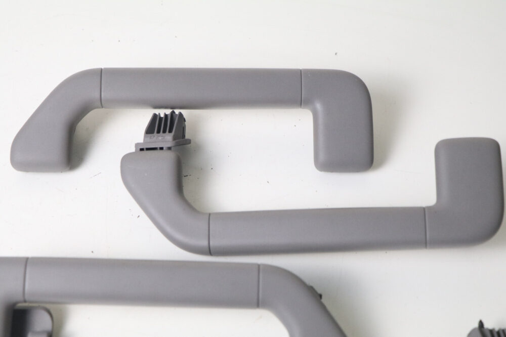 57-89.jpg 2011-2018 Porsche Cayenne S 958 Front Rear Left Right Roof Grab Handle OEM Gray