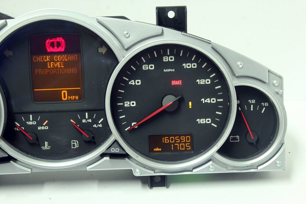 03 04 Porsche Cayenne S Instrument Cluster Speedometer Gauge 7l5920970e*160k*