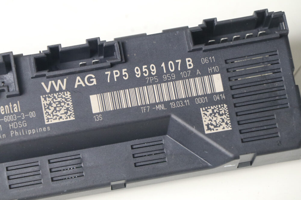 2011-2018 Porsche Cayenne Tailgate / Trunk Control Module OEM