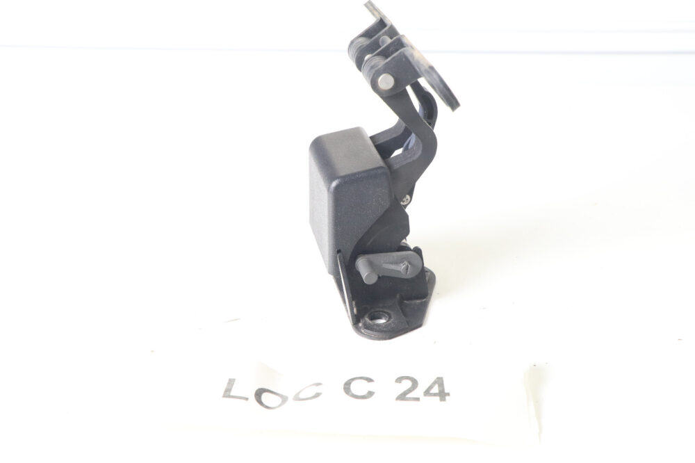 03-09 Mercedes W209 Clk350 Clk500 Convertible Top Bow Cover Hinge A2097500121