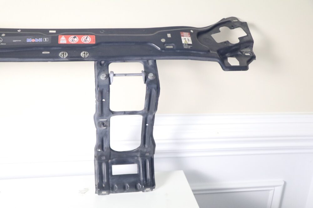 Mercedes W209 Clk320 Clk350 Clk550 Upper Radiator Support Tie Bar 2096201472 OEM