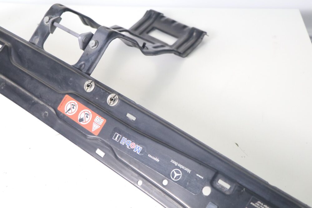 Mercedes W209 Clk320 Clk350 Clk550 Upper Radiator Support Tie Bar 2096201472 OEM